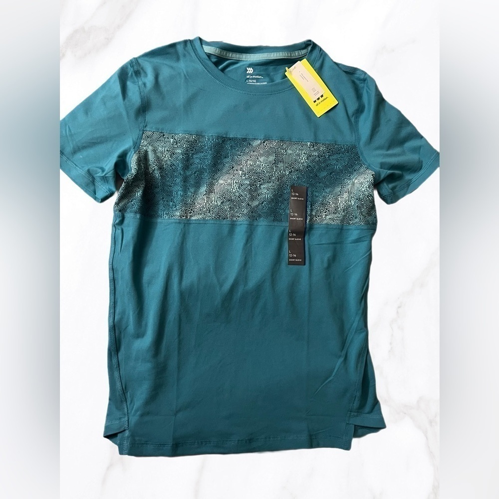 Youth Athletic shirt size L (12/14) NWT